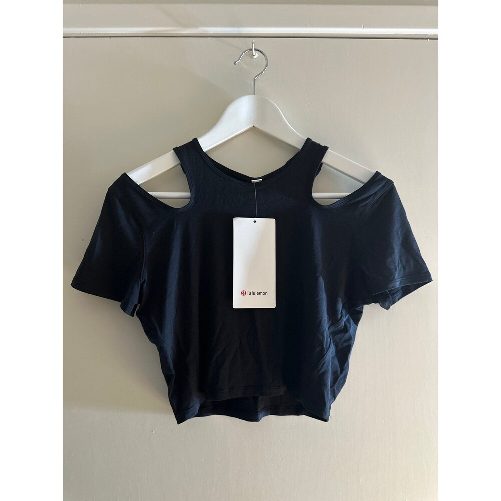 (NWT) Lululemon Shoulder Cut-Out Yoga T-Shirt Size 6